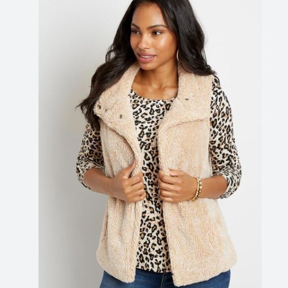 Yummy 2-Tone Colored Khaki Sherpa Vest (M) - NWT! - Picture 2 of 3